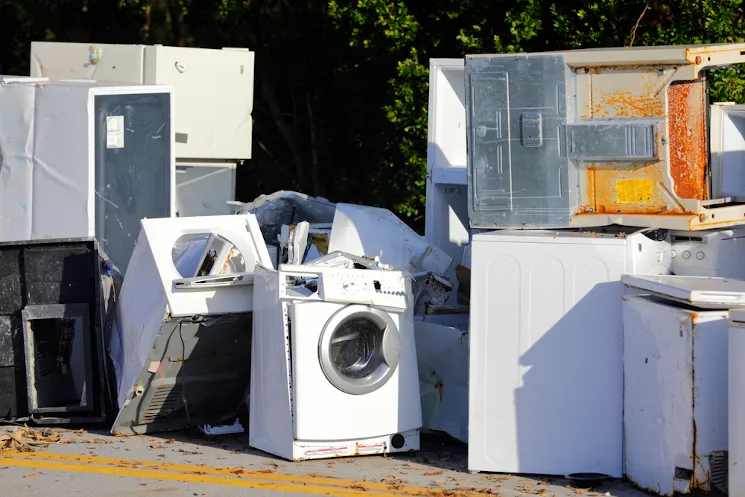 Appliance Removal on a Central Florida property